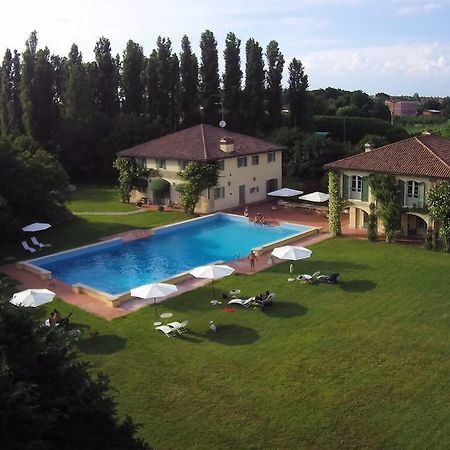Il Borgo Di Minerva Hotel Minerbio Bagian luar foto
